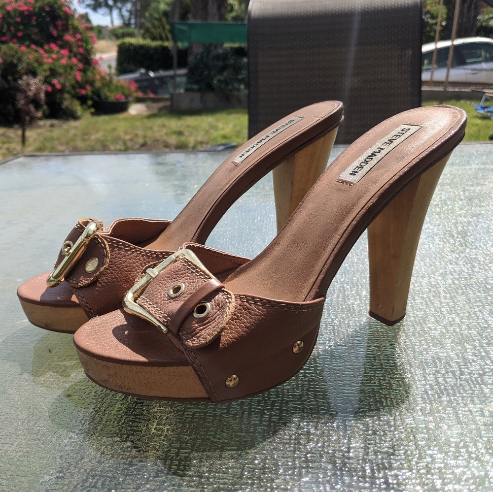 Steve Madden Crunk Sandals/Heels